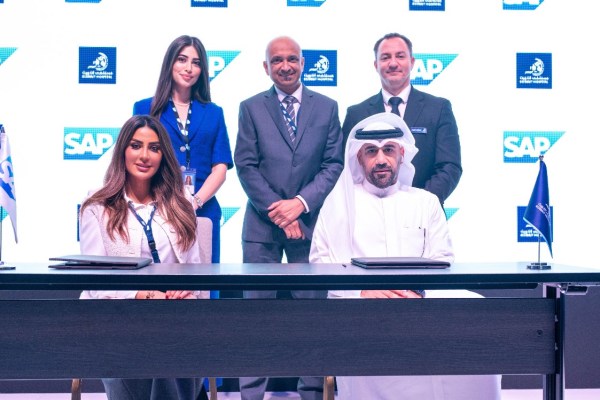 (Seated): Sundus Bushahri, Managing Director of SAP Kuwait and Jarrah Al Naser, Executive Board Member, Kuwait Hospital. (Standing, from left): Reem Judah, Account Executive, SAP Kuwait; Keith Francis, CIO, Kuwait Hospital; and Alexander Jankuloski, CEO of Kuwait Hospital.