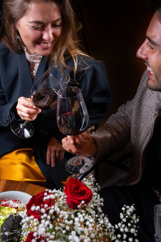 Dubai’s Newest Dining Trend Isn’t a Dish, It’s an Experience for Bringing Back the Old&nbsp;Romance